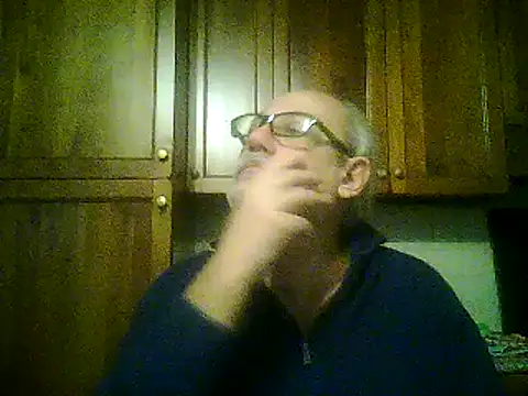 Snapshot of gianbragallini chatting on January 18, 11:11 pm gianbragallini online show from January 18, 11:11 pm
