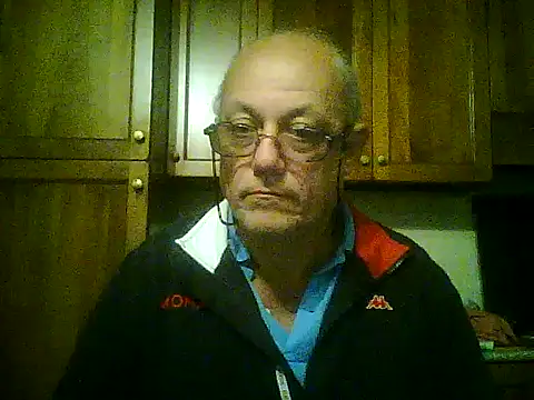 Snapshot of gianbragallini chatting on October 7, 10:29 pm gianbragallini online show from October 7, 10:29 pm