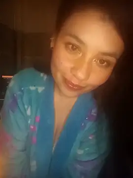 Snapshot of miarosse22 chatting on October 5, 7:07 am miarosse22 online show from October 5, 7:07 am