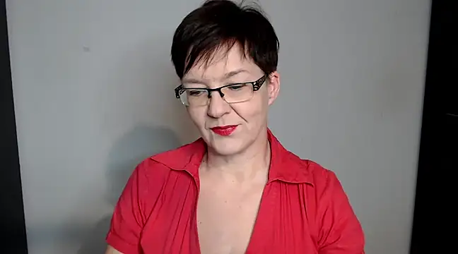 Snapshot of Sofie69Velvet chatting on December 3, 5:23 pm Sofie69Velvet online show from December 3, 5:23 pm
