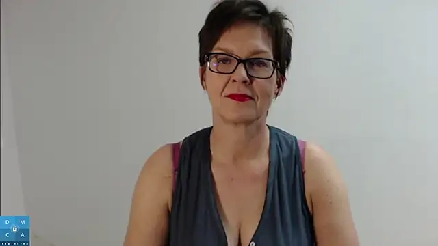 Snapshot of Sofie69Velvet chatting on October 14, 5:25 pm Sofie69Velvet online show from October 14, 5:25 pm