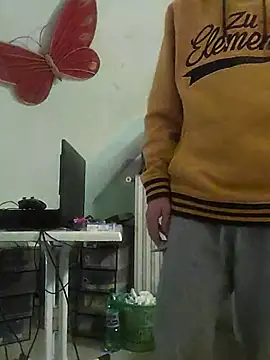 Snapshot of Davlupweed93 chatting on November 7, 1:55 pm Davlupweed93 online show from November 7, 1:55 pm