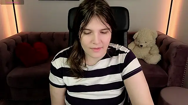 Ruyjin Choi online show from February 8, 11:02 am