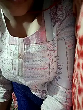 Snapshot of Avantika19 chatting on March 1, 9:40 am Avantika19 online show from March 1, 9:40 am