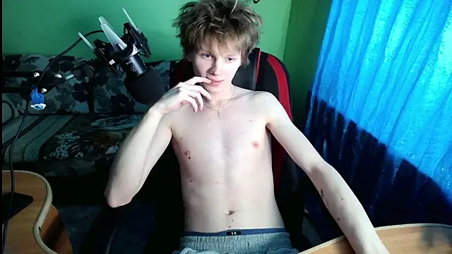 fameboyboo online show from November 28, 10:07 am