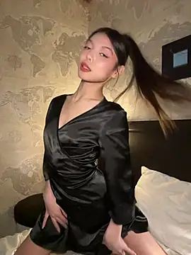 Snapshot of DesiredHoney chatting on December 7, 6:26 pm DesiredHoney online show from December 7, 6:26 pm