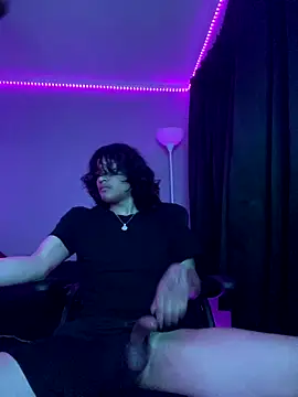 plutomf online show from October 21, 6:14 am