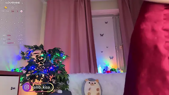 Snapshot of -Lisa_Kisa- chatting on December 28, 5:35 pm -Lisa Kisa- online show from December 28, 5:35 pm