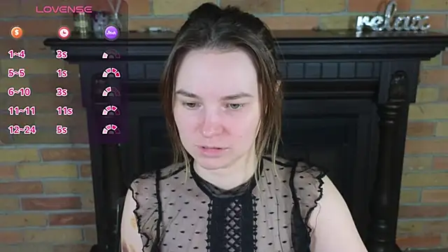 Ellie Sunset online show from May 31, 8:10 am