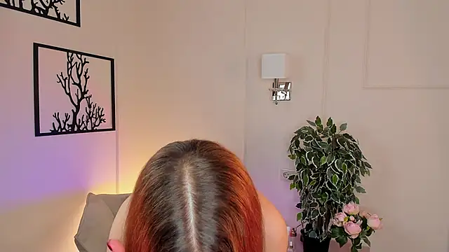 OdetteHarwick online show from March 22, 7:04 am