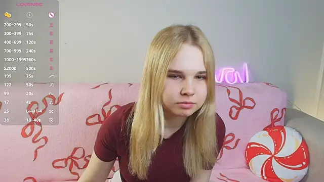 OdetteHarwick online show from March 2, 8:04 pm