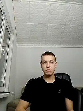 Snapshot of pretty_roman chatting on February 17, 7:21 pm pretty roman online show from February 17, 7:21 pm