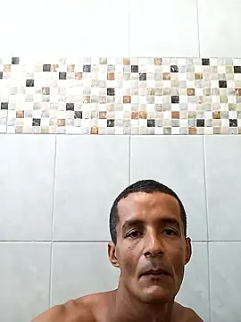 Snapshot of morenogato100 chatting on January 9, 9:12 am morenogato100 online show from January 9, 9:12 am