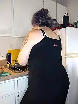 Snapshot of GraceHenderson chatting on December 17, 10:54 pm GraceHenderson online show from December 17, 10:54 pm