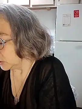 Snapshot of GraceHenderson chatting on March 3, 2:26 am GraceHenderson online show from March 3, 2:26 am