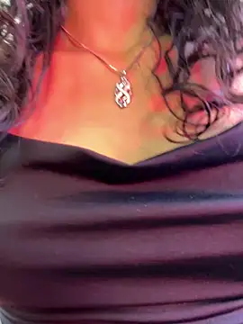 Snapshot of KaitlynLoveCam chatting on January 6, 9:29 pm KaitlynLoveCam online show from January 6, 9:29 pm