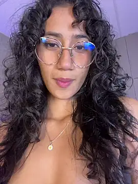 Snapshot of KaitlynLoveCam chatting on February 22, 10:08 pm KaitlynLoveCam online show from February 22, 10:08 pm