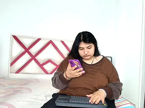  69HONRY online show from September 18, 1:46 pm