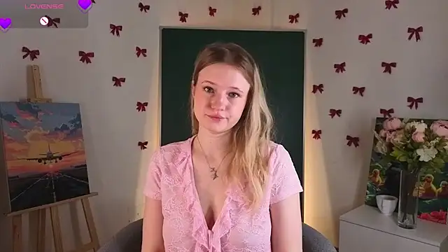 MaydaFoulk online show from February 15, 1:24 am