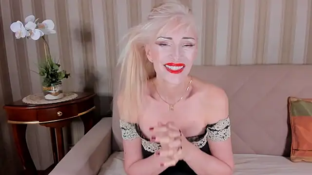 Rita Farel online show from December 9, 11:24 pm