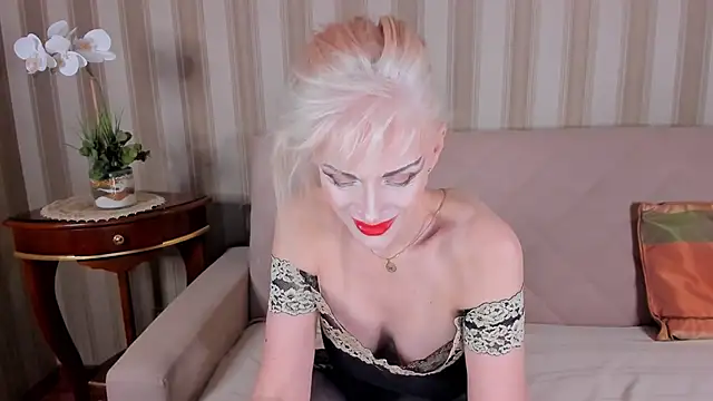 Rita Farel online show from January 11, 11:24 pm