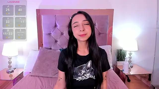 melanie hills online show from February 16, 11:39 am