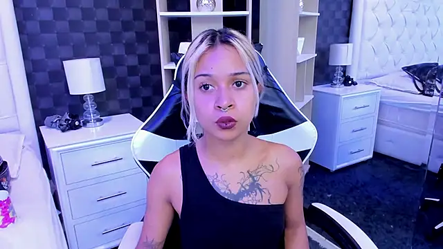 rave connor online show from January 15, 7:12 pm