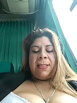 Laura-Hernandez online show from February 7, 4:24 pm
