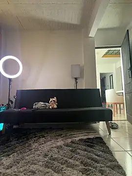 aly golden  online show from November 27, 11:23 am