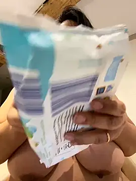 Alma- online show from January 1, 2:52 pm