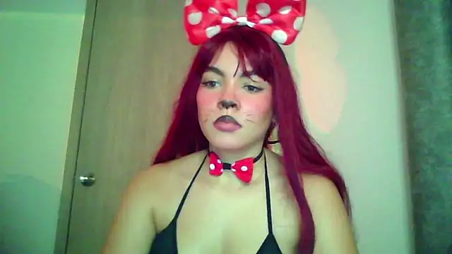 Snapshot of Kiri_Cutee chatting on October 29, 4:15 am Kiri Cutee online show from October 29, 4:15 am