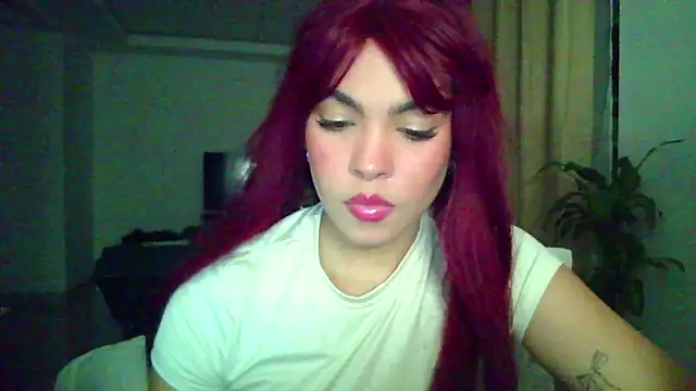 Snapshot of Kiri_Cutee chatting on November 19, 4:34 am Kiri Cutee online show from November 19, 4:34 am