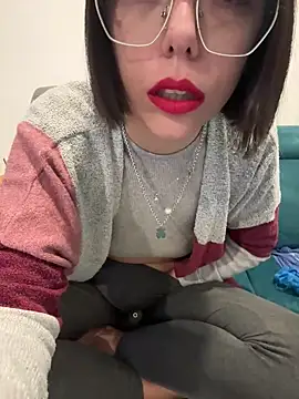 Snapshot of Porcella96 chatting on February 22, 11:24 pm Porcella96 online show from February 22, 11:24 pm