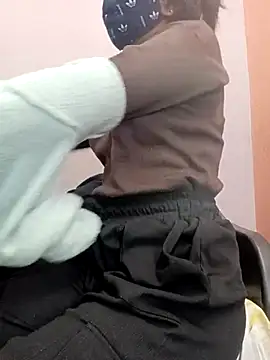 Snapshot of Ananya_34 chatting on February 23, 3:35 am Ananya 34 online show from February 23, 3:35 am