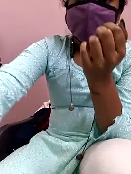 Snapshot of Ananya_34 chatting on November 25, 3:28 am Ananya 34 online show from November 25, 3:28 am