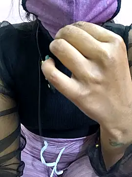 Snapshot of Ananya_34 chatting on November 28, 3:09 am Ananya 34 online show from November 28, 3:09 am