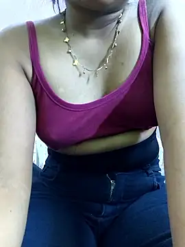 Snapshot of Ananya_34 chatting on December 2, 3:34 am Ananya 34 online show from December 2, 3:34 am