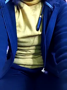 Snapshot of Ananya_34 chatting on December 15, 3:22 am Ananya 34 online show from December 15, 3:22 am