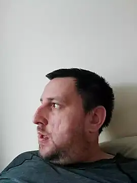 HE-M123 online show from January 1, 1:05 pm