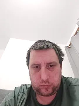 Snapshot of HE-M123 chatting on February 14, 10:17 pm HE-M123 online show from February 14, 10:17 pm