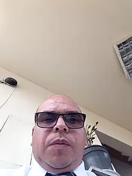 Camilo-31RI online show from July 16, 4:35 pm