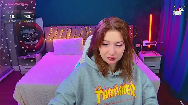 Snapshot of Eridabytrend chatting on December 2, 6:08 am Eridabytrend online show from December 2, 6:08 am