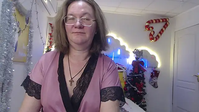 HolyMilfa online show from January 4, 11:11 am