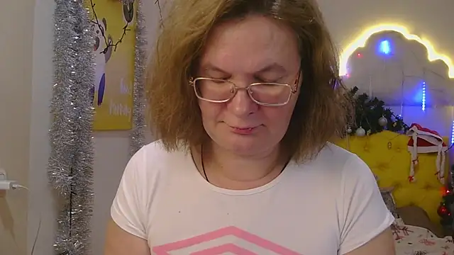 HolyMilfa online show from January 12, 11:07 am