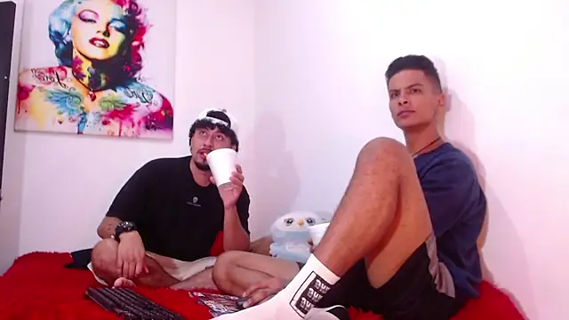 Snapshot of enjoy_vibes chatting on November 7, 4:45 am enjoy vibes online show from November 7, 4:45 am