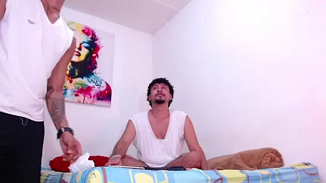 Snapshot of enjoy_vibes chatting on November 11, 2:50 pm enjoy vibes online show from November 11, 2:50 pm