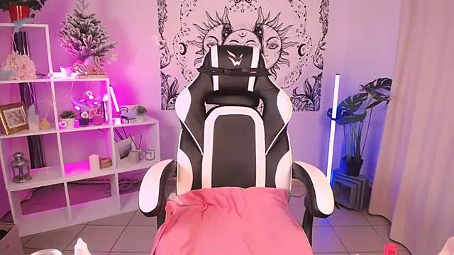 MelissaLovvv online show from February 7, 3:55 am