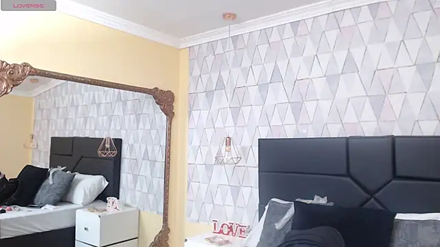 JustinePerry online show from March 23, 3:54 am