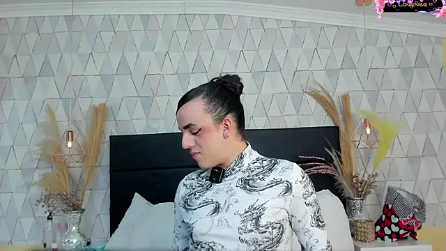 JustinePerry online show from April 8, 4:23 am