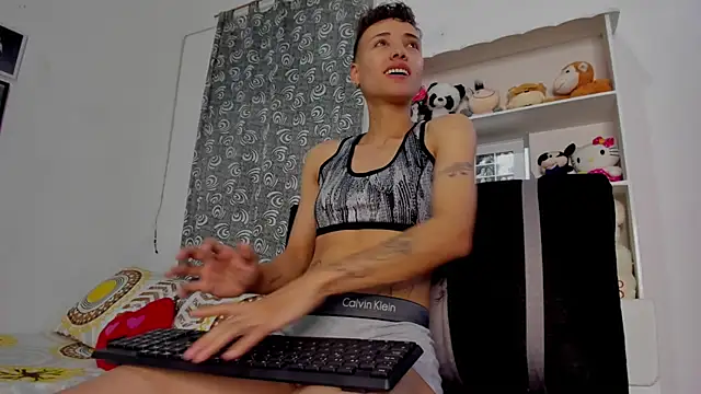 megan 100 online show from November 9, 7:01 pm